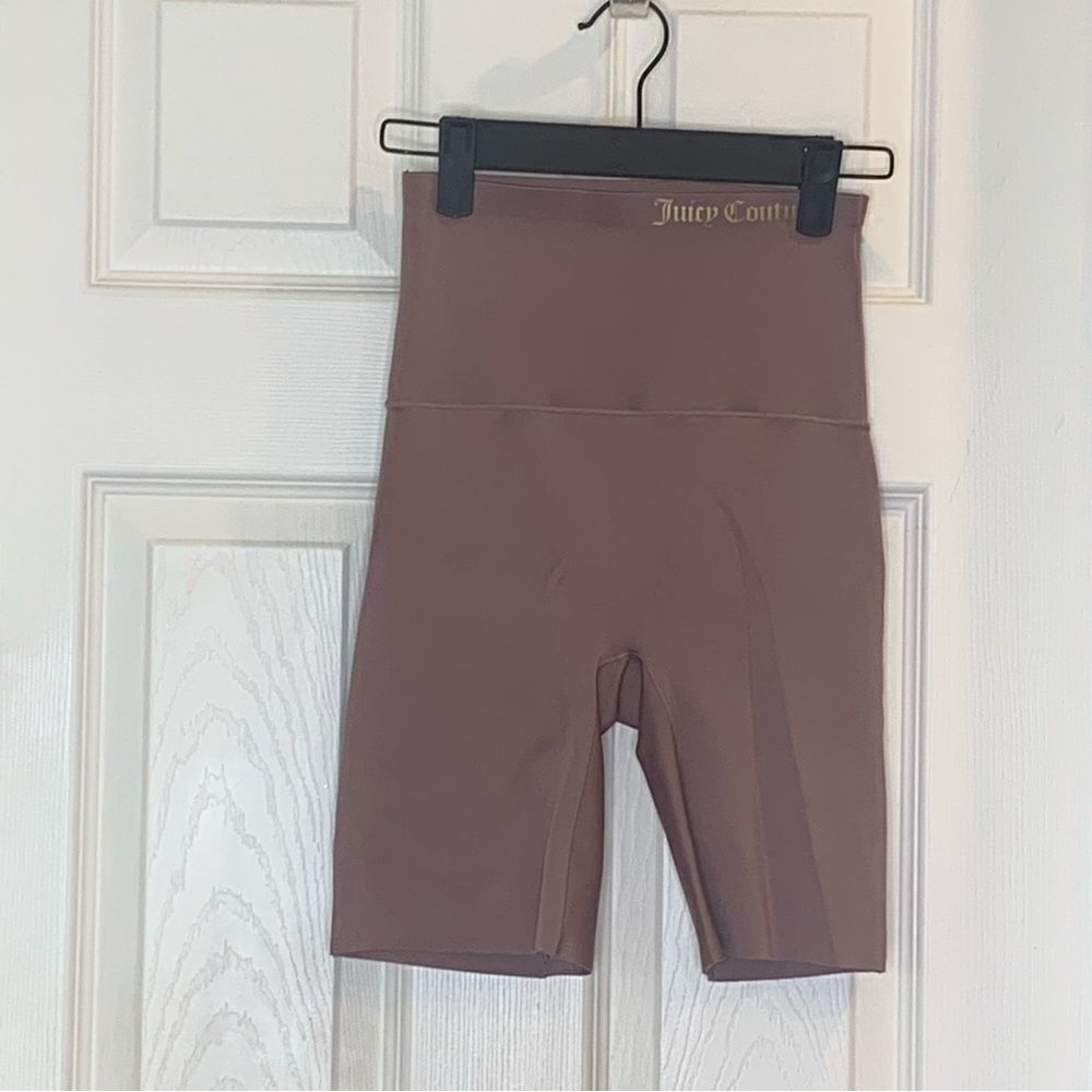 Juicy Couture Shaping Scuba Bike Shorts Size Small - Picture 4 of 8